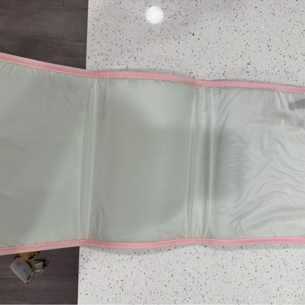 Vineyard Vines Navy and Pink Kids Accessory Bag